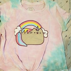 Pusheen shirt